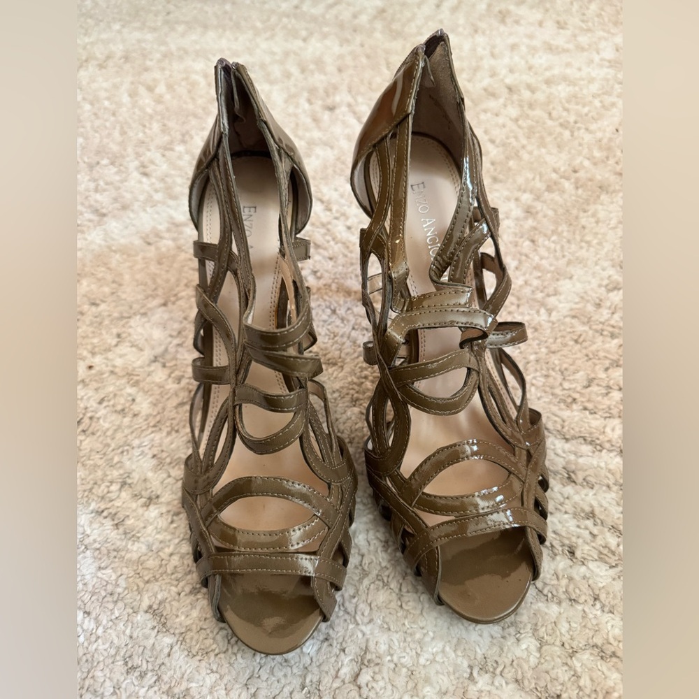 Enzo Angiolini Corbett caged style cut-out strappy high heels size 7.5 NWOT - Picture 3 of 5